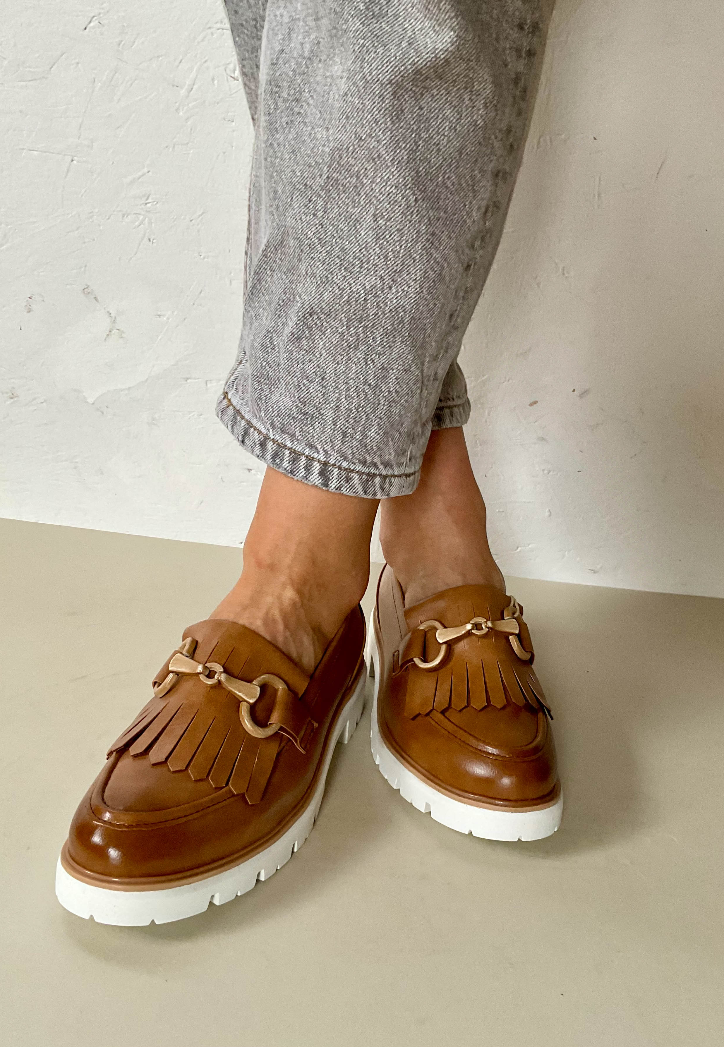 womens brown loafers
