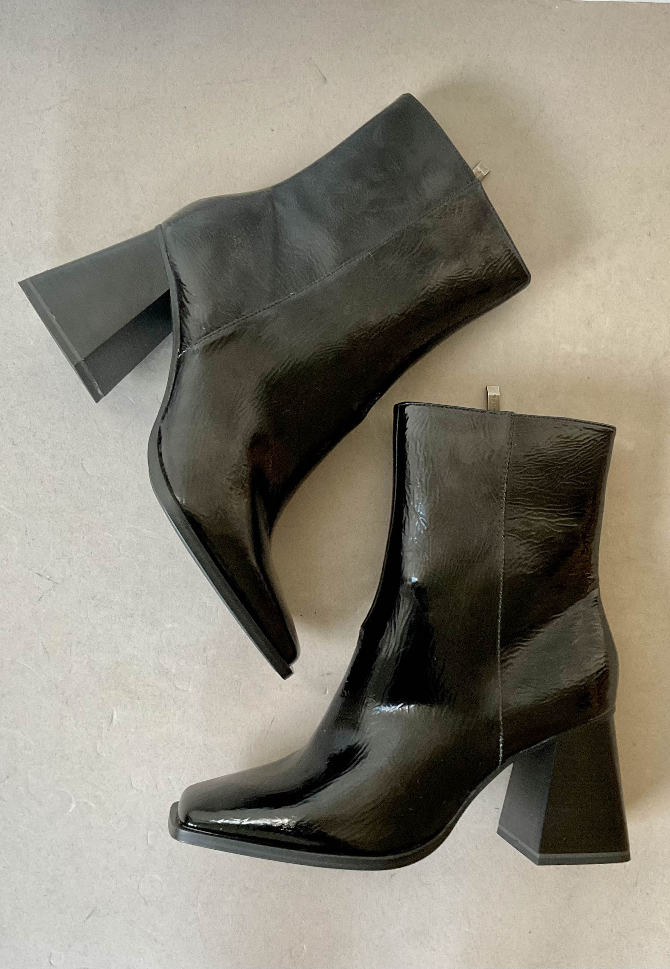 tamaris heeled ankle boots