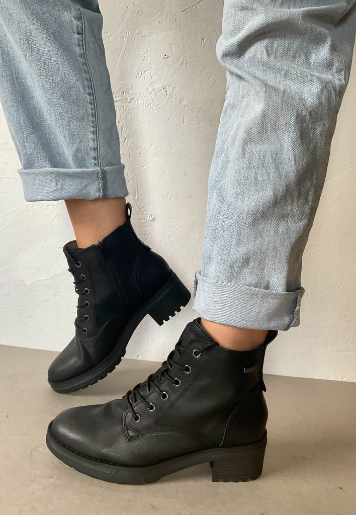 jana black lace up boots