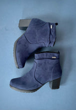 Load image into Gallery viewer, jana navy block heeled boots