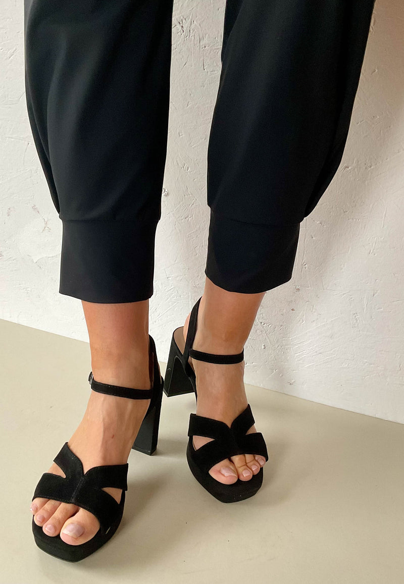 Load image into Gallery viewer, tamaris heels
