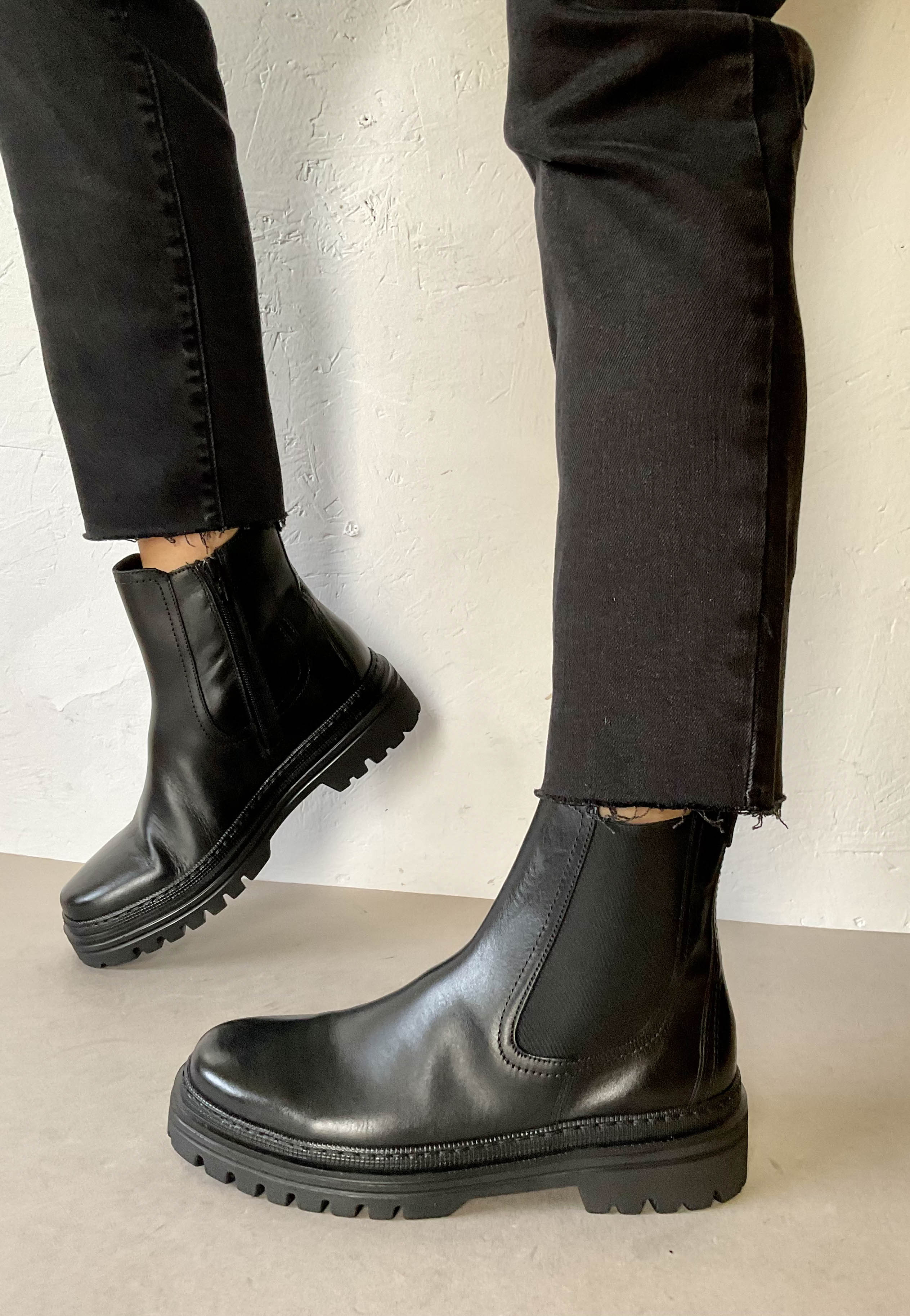 gabor black chelsea boots