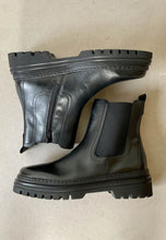 Load image into Gallery viewer, gabor chunky biker boots