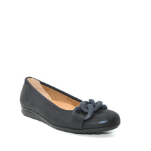 Load image into Gallery viewer, gabor navy pumps