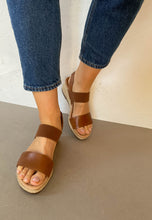 Load image into Gallery viewer, brown gabor sandals
