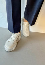 Load image into Gallery viewer, gabor wedge sneakers