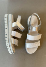 Load image into Gallery viewer, gabor ladies sandals
