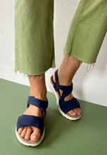 Load image into Gallery viewer, gabor rolling soft sandals