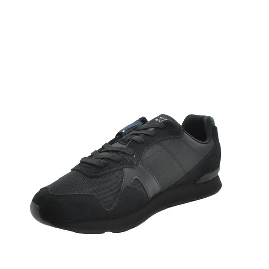 black trainers for men