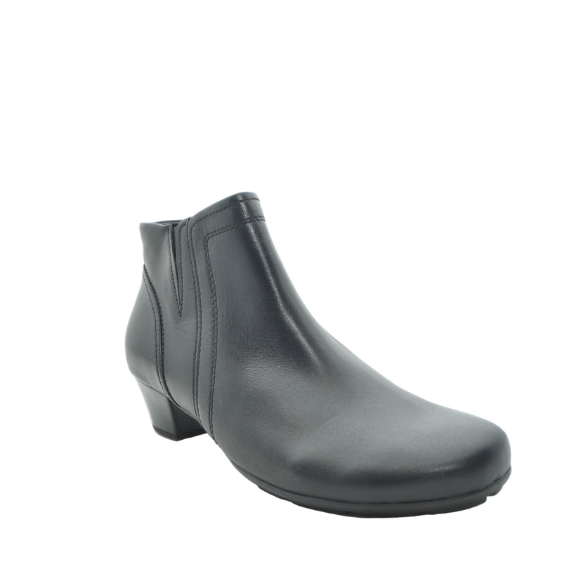 Load image into Gallery viewer, low heel gabor boots
