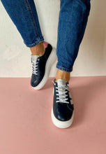 Load image into Gallery viewer, navy wonders trainers