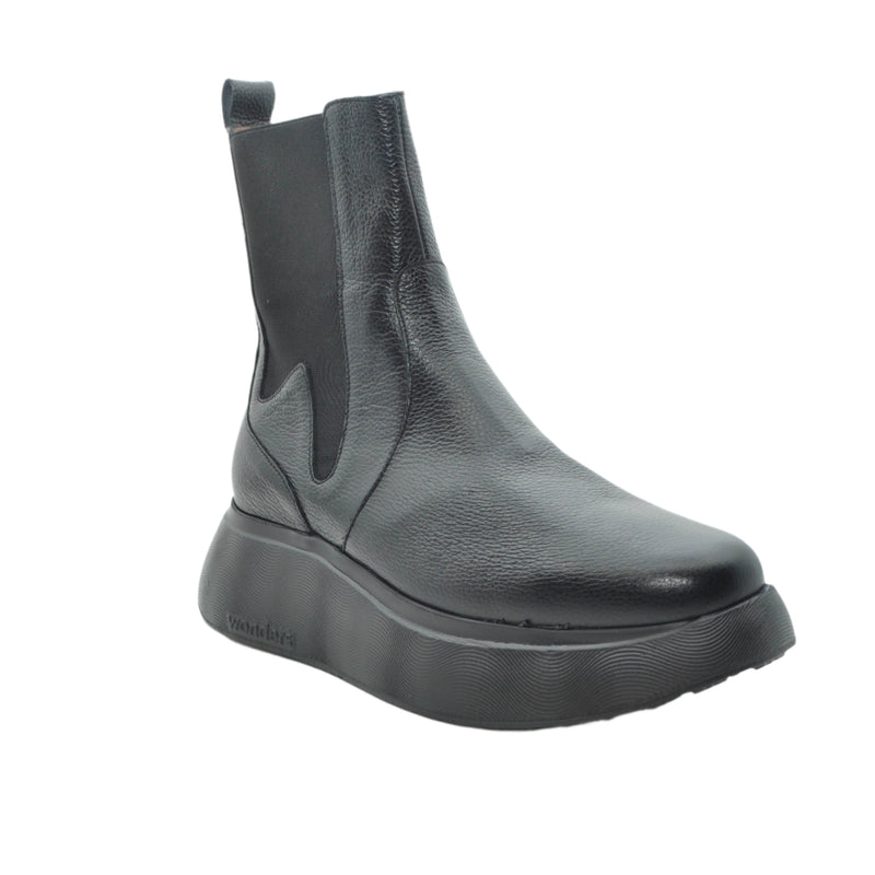 Load image into Gallery viewer, black leather platform boots
