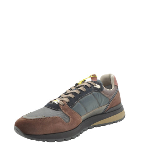 AMBITIOUS trainers 14023