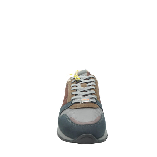 AMBITIOUS trainers 14023