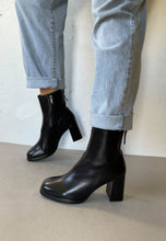 Load image into Gallery viewer, black dressy ankle boots