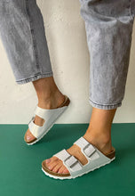 Load image into Gallery viewer, womens birkenstock sandals