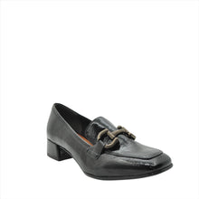 Load image into Gallery viewer, black heeled loafers