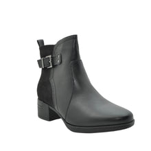 Load image into Gallery viewer, black chunky heel boots