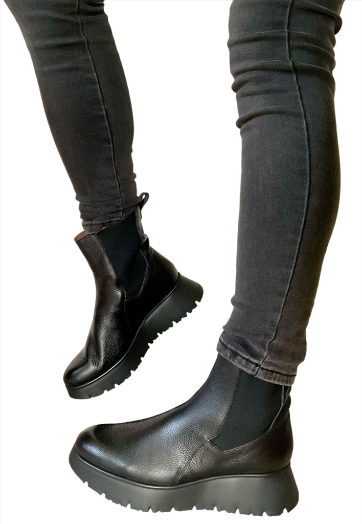 comfortable and stylish ladies boots