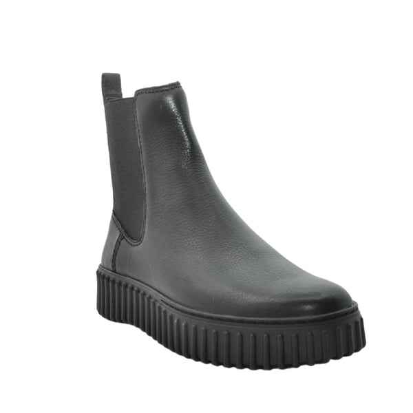 black ladies chelsea boots