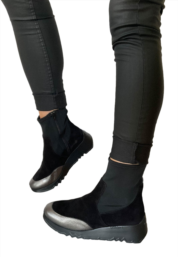 wedge wonder boots