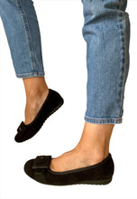 Load image into Gallery viewer, gabor flat shoes