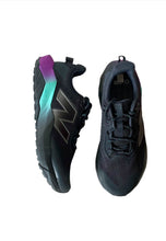 Load image into Gallery viewer, black new balance trainers