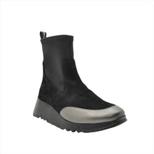 Load image into Gallery viewer, black comfortable ladies boots