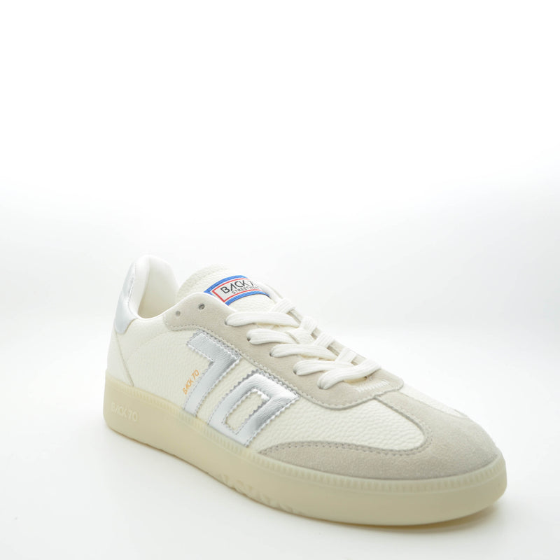 Load image into Gallery viewer, white bac 70 sneakers
