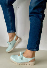 Load image into Gallery viewer, blue platform shoes