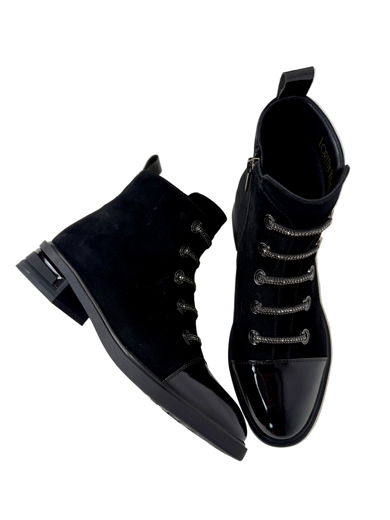 Load image into Gallery viewer, low heeled ankle boots
