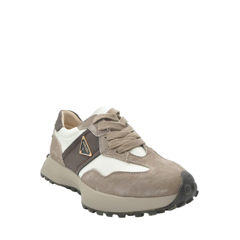 Load image into Gallery viewer, ladies casual sneakers
