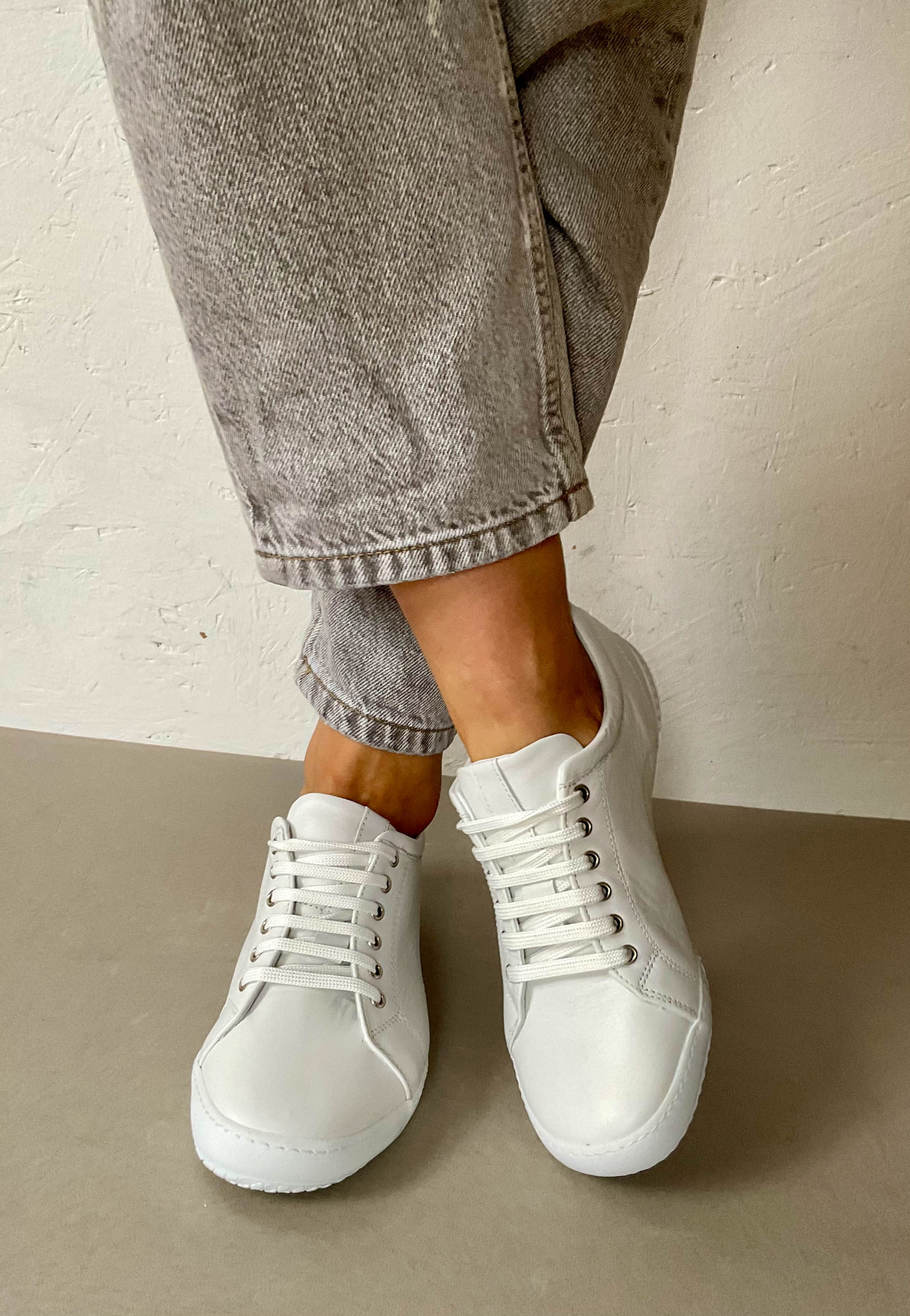 white shoes to go with jeans