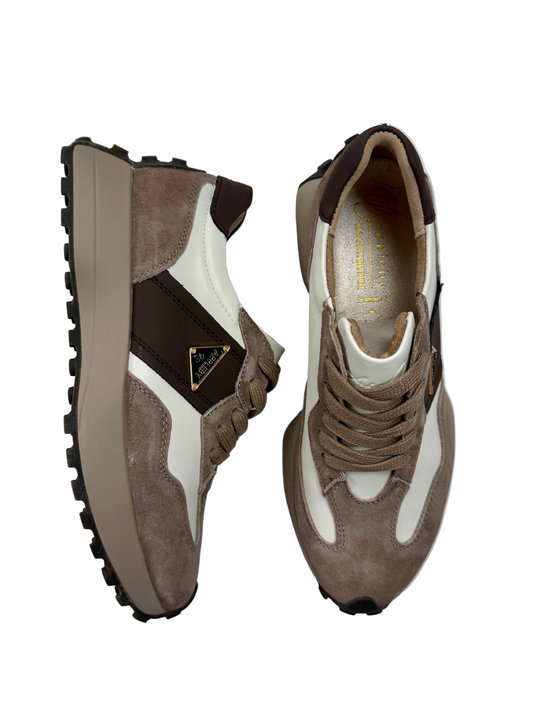 womens casual sneakers
