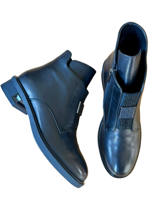 black chelsea boots