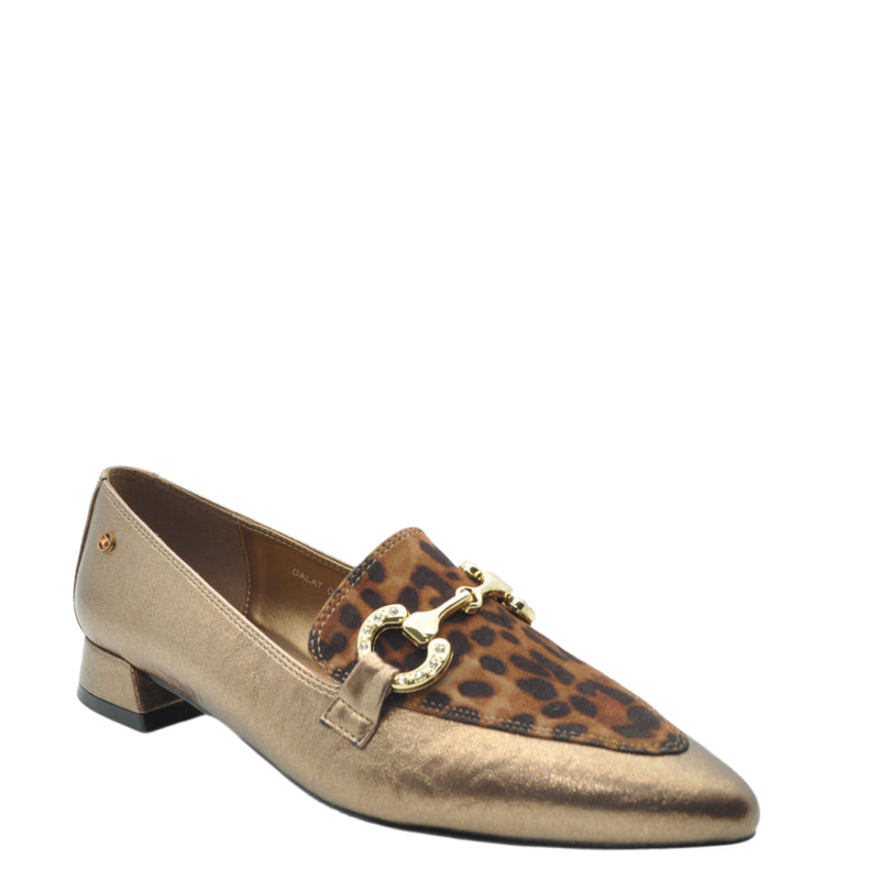 Load image into Gallery viewer, ladies bronze flat shoes 
