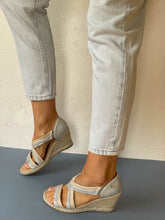 Load image into Gallery viewer, kate appleby wedge sandals