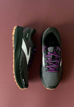 Load image into Gallery viewer, brooks waterproof trail running shoes