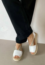 Load image into Gallery viewer, white espadrilles for women