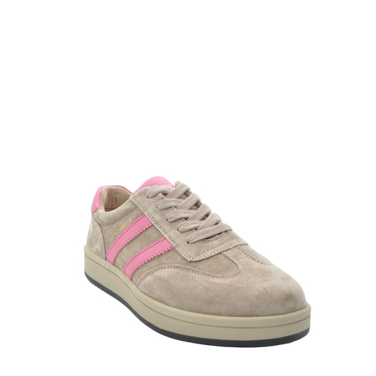 beige drilley trainers