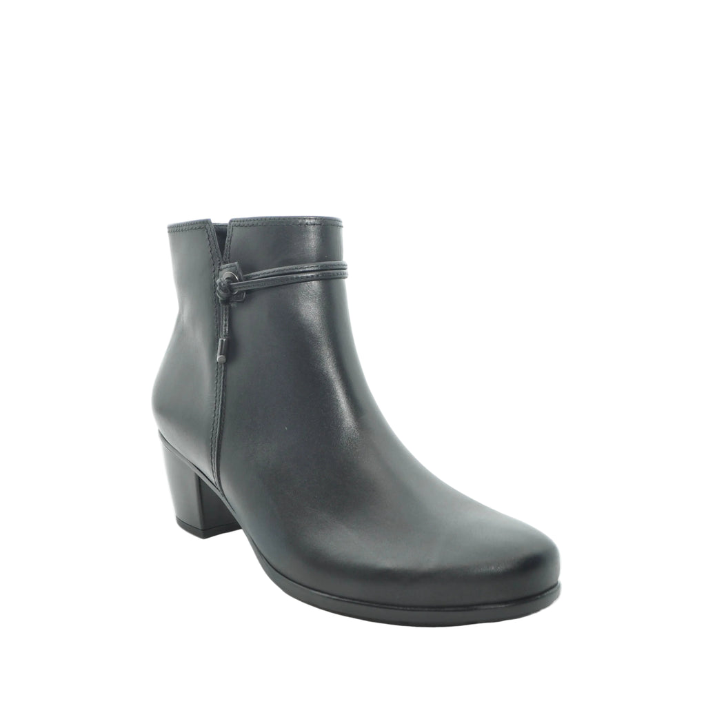 GABOR heeled boots 8029 01