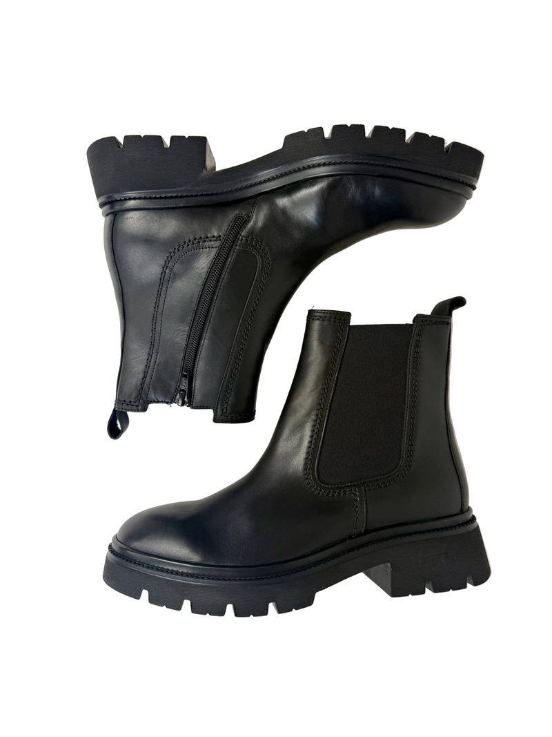 Load image into Gallery viewer, ladies chelsea boots
