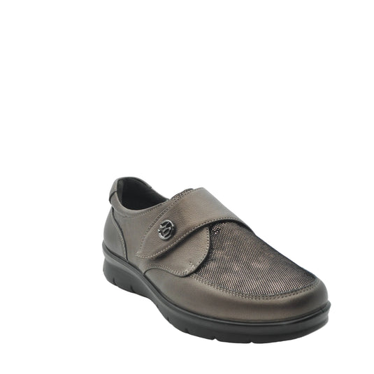 wide fitting ladies shoes