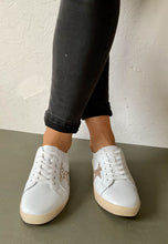 Load image into Gallery viewer, white flat womens trainers
