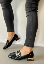 Load image into Gallery viewer, Black loafer heels