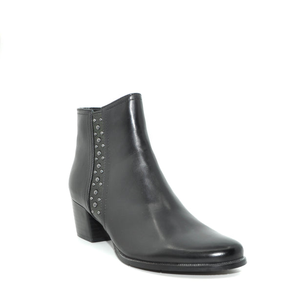 black low heel boots