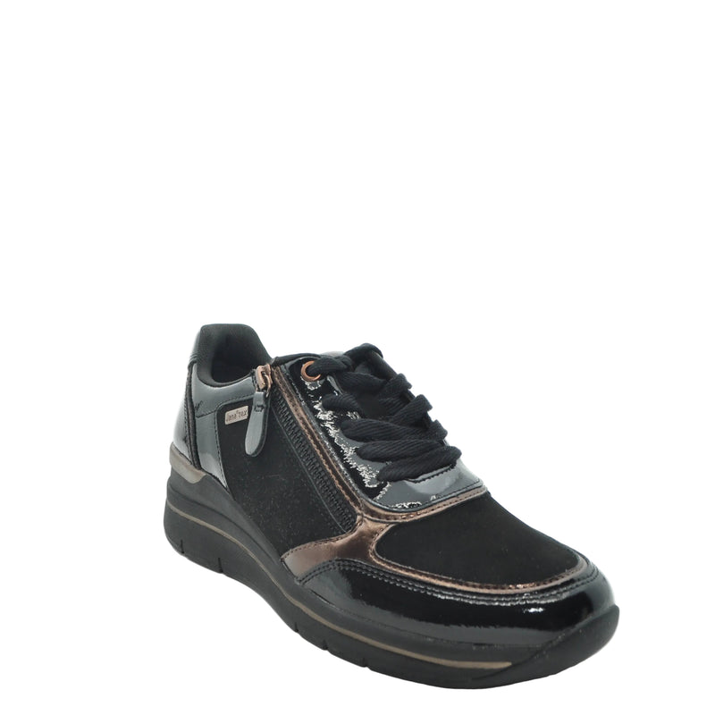 Load image into Gallery viewer, low wedge black walking shoes
