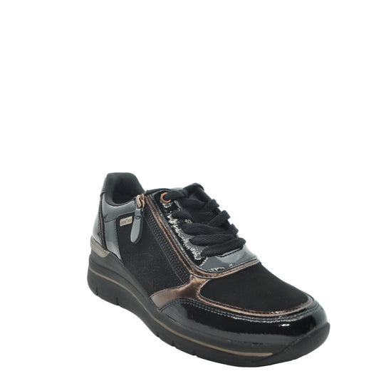 low wedge black walking shoes