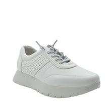 Load image into Gallery viewer, white casual shoes for women