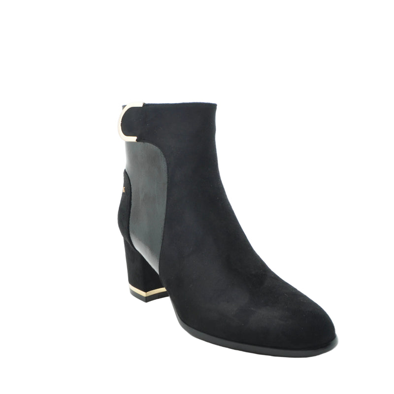 Load image into Gallery viewer, black suede boots kate appleby
